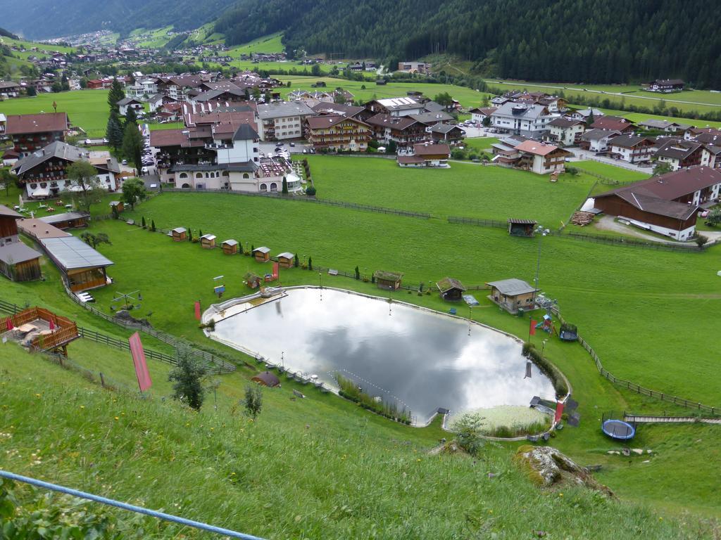 Pension Steinadler Neustift im Stubaital Buitenkant foto